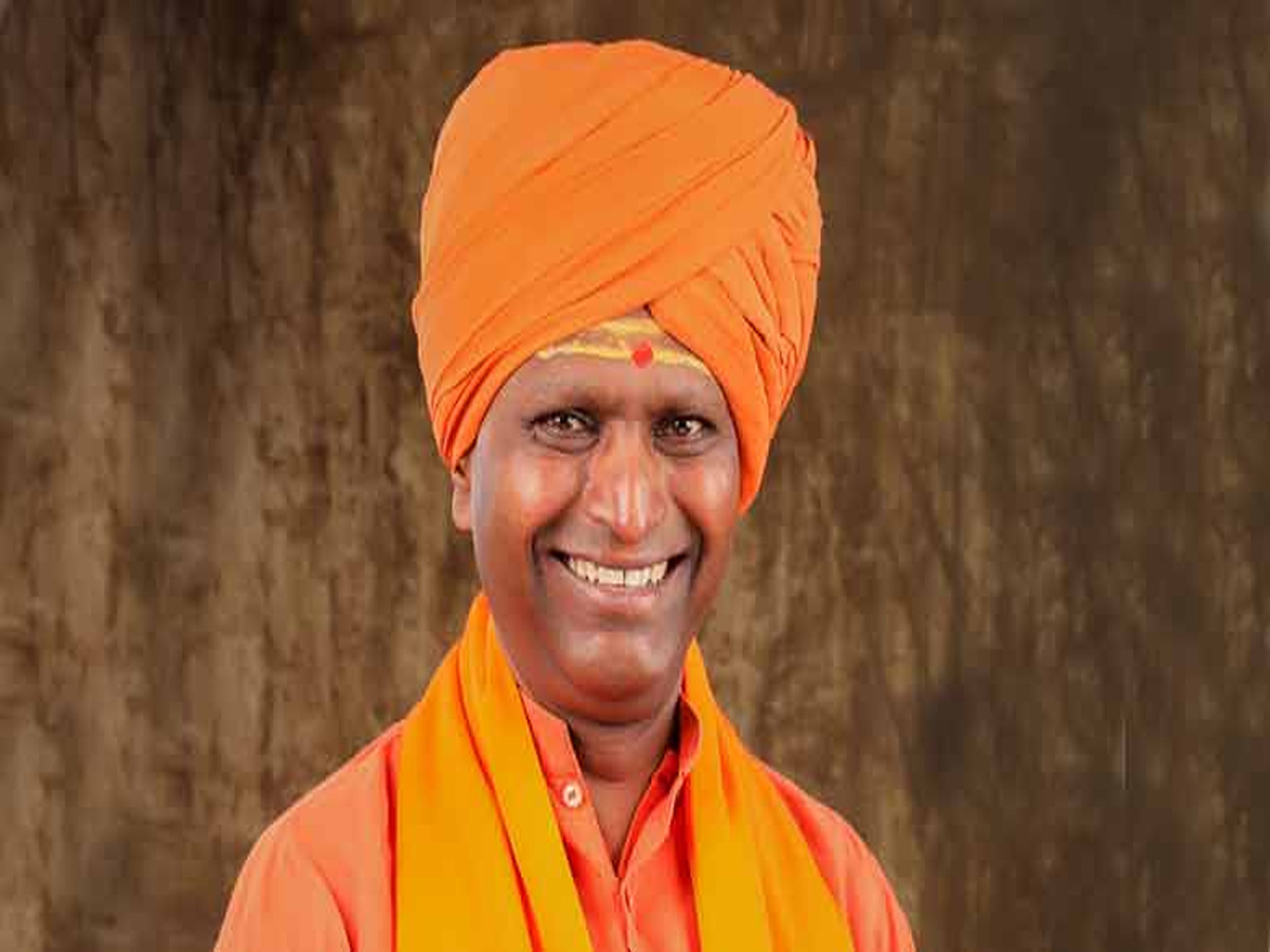 पैगंबर मोहम्मद (स.) पर भड़काऊ बयान देने वाले रामगिरी के खिलाफ 67 FIR, कोर्ट ने कही ये बात पैगंबर मोहम्मद (स.) पर भड़काऊ बयान देने वाले रामगिरी के खिलाफ 67 FIR, कोर्ट ने कही ये बात
