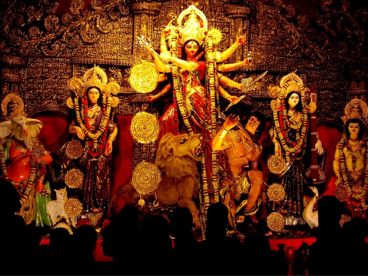 आज है शारदीय नवरात्रि का पहला दिन, ऐसे करें देवी शैलपुत्री की पूजा, जानें घटस्थापना का शुभ मुहूर्त 4 घटस्थापना शुभ मुहूर्त