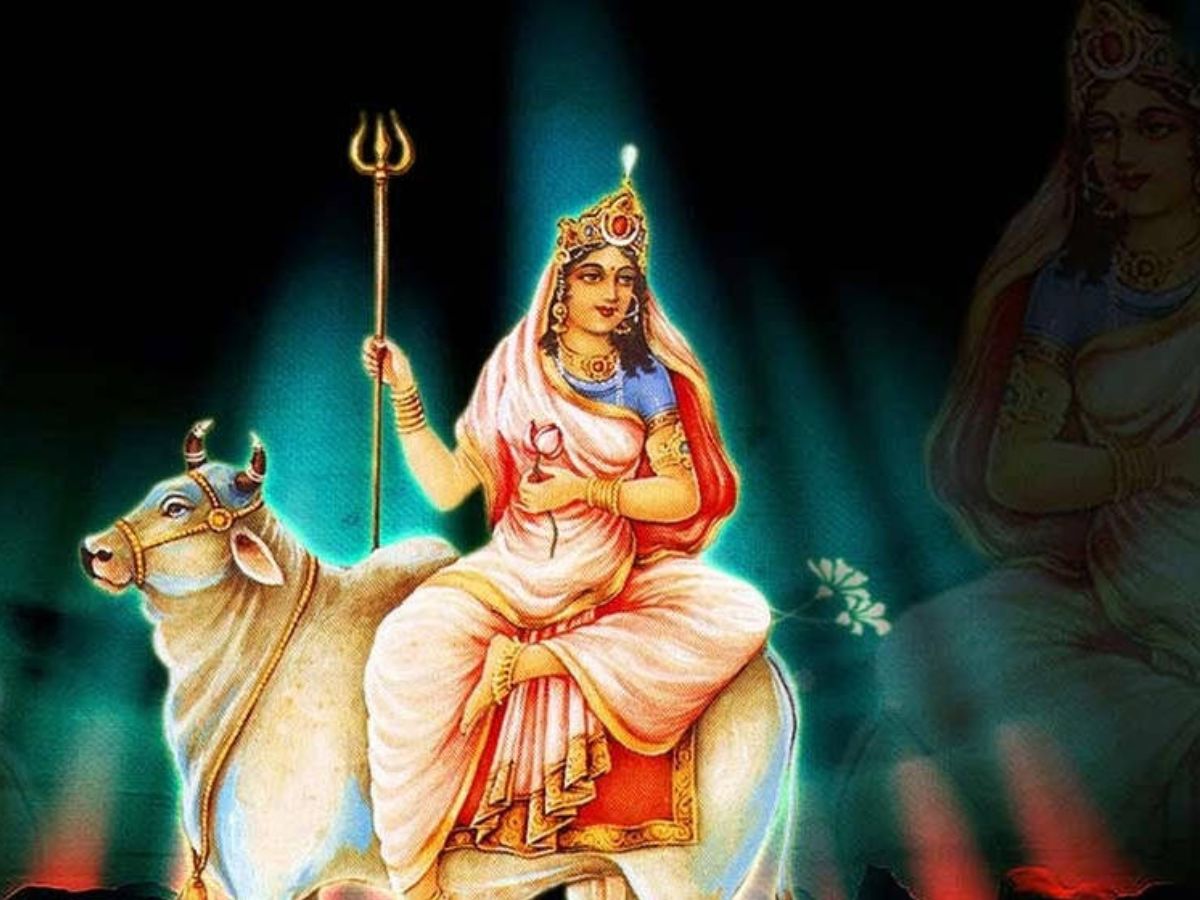 आज है शारदीय नवरात्रि का पहला दिन, ऐसे करें देवी शैलपुत्री की पूजा, जानें घटस्थापना का शुभ मुहूर्त 8
