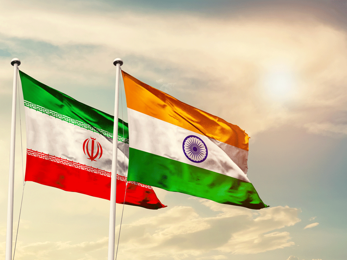 Iran-Israel Tension: फॉरेन मिनिस्टर ने जारी की एडवाइजरी, भारतीय नागरिकों को ईरान न जाने की दी सलाह Iran-Israel Tension: फॉरेन मिनिस्टर ने जारी की एडवाइजरी, भारतीय नागरिकों को ईरान न जाने की दी सलाह