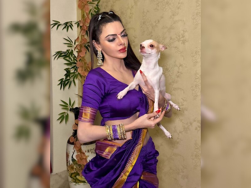 पैसों के लिए