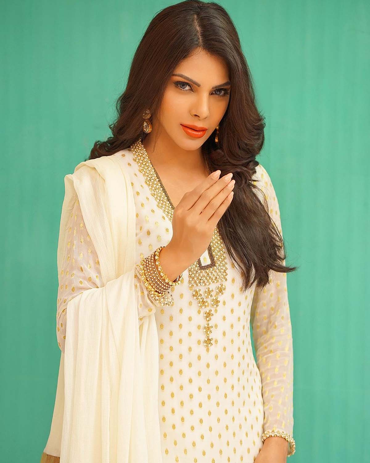 शर्लिंन चोपड़ा