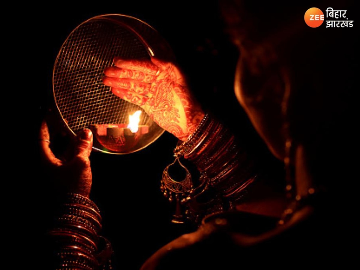 Karva Chauth 2024: करवा चौथ पर चांद के दर्शन में दीया का उपयोग क्यों? जानें रहस्यमय परंपरा