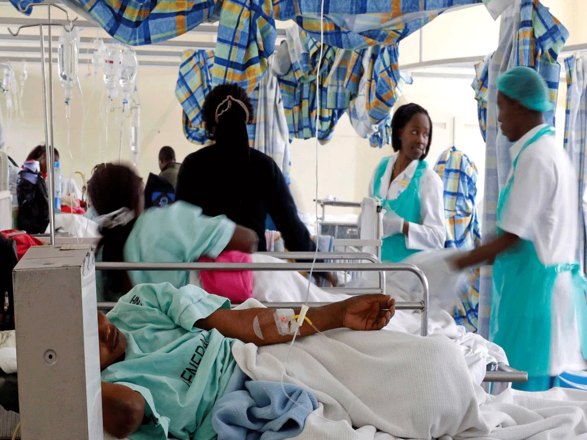 नाइजीरिया में हैजा का कहर, 359 लोगों की मौत, 10 हजार से ज्यादा लोग पीड़ित नाइजीरिया में हैजा का कहर, 359 लोगों की मौत, 10 हजार से ज्यादा लोग पीड़ित