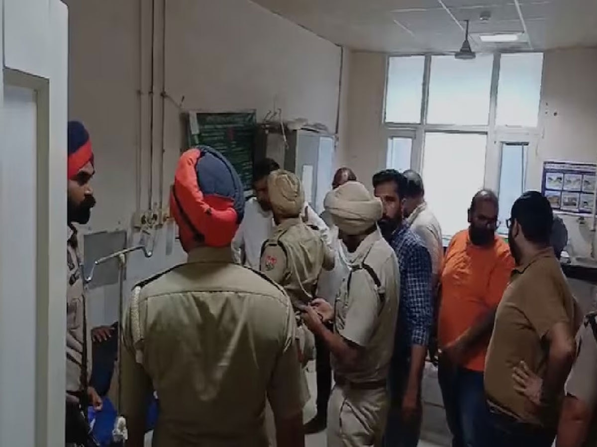 Punjab Panchayat Chunav: सरपंच पदों के लिए आए 52 हजार नामांकन, पंचों के भी आवेदन और ठांय ठांय... फिर हुआ ये