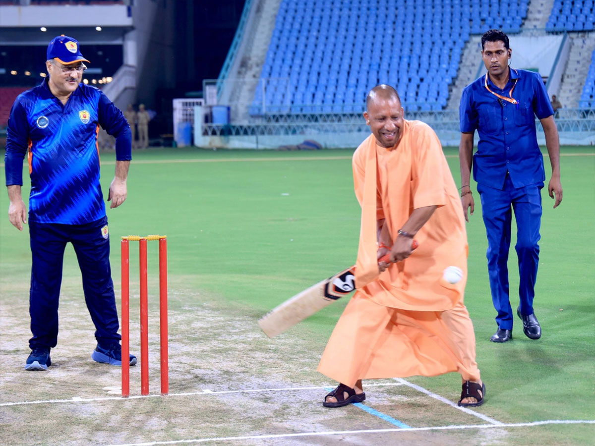 खेल देखो... खेल की धार देखो