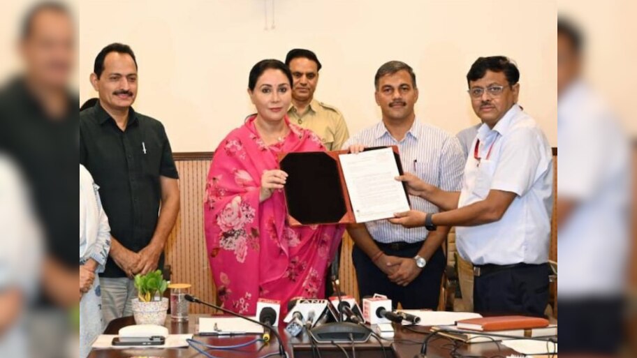 Jaipur News:हुडको से आरटीडीसी ने किया 415 करोड़ का करार, उपमुख्यमंत्री दिया कुमारी और पर्यटन सचिव रवि जैन रहे मौजूद