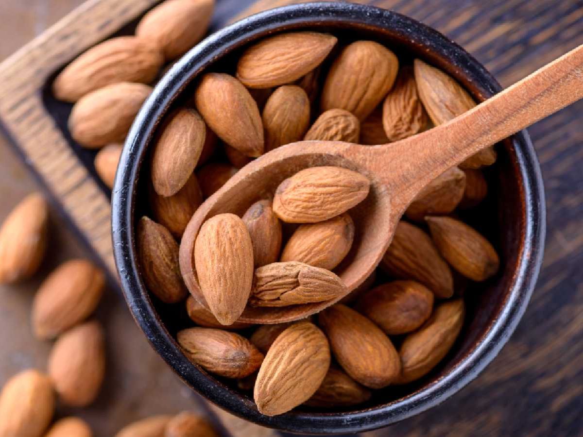 3. बादाम