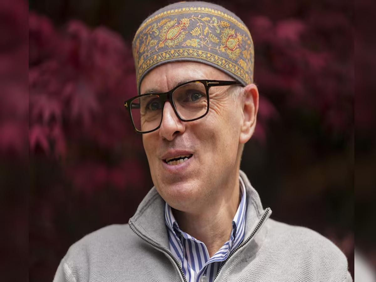 Omar Abdullah होंगे जम्मू-कश्मीर के नए सीएम, बोले फारूक अब्दुल्लाह Omar Abdullah होंगे जम्मू-कश्मीर के नए सीएम, बोले फारूक अब्दुल्लाह