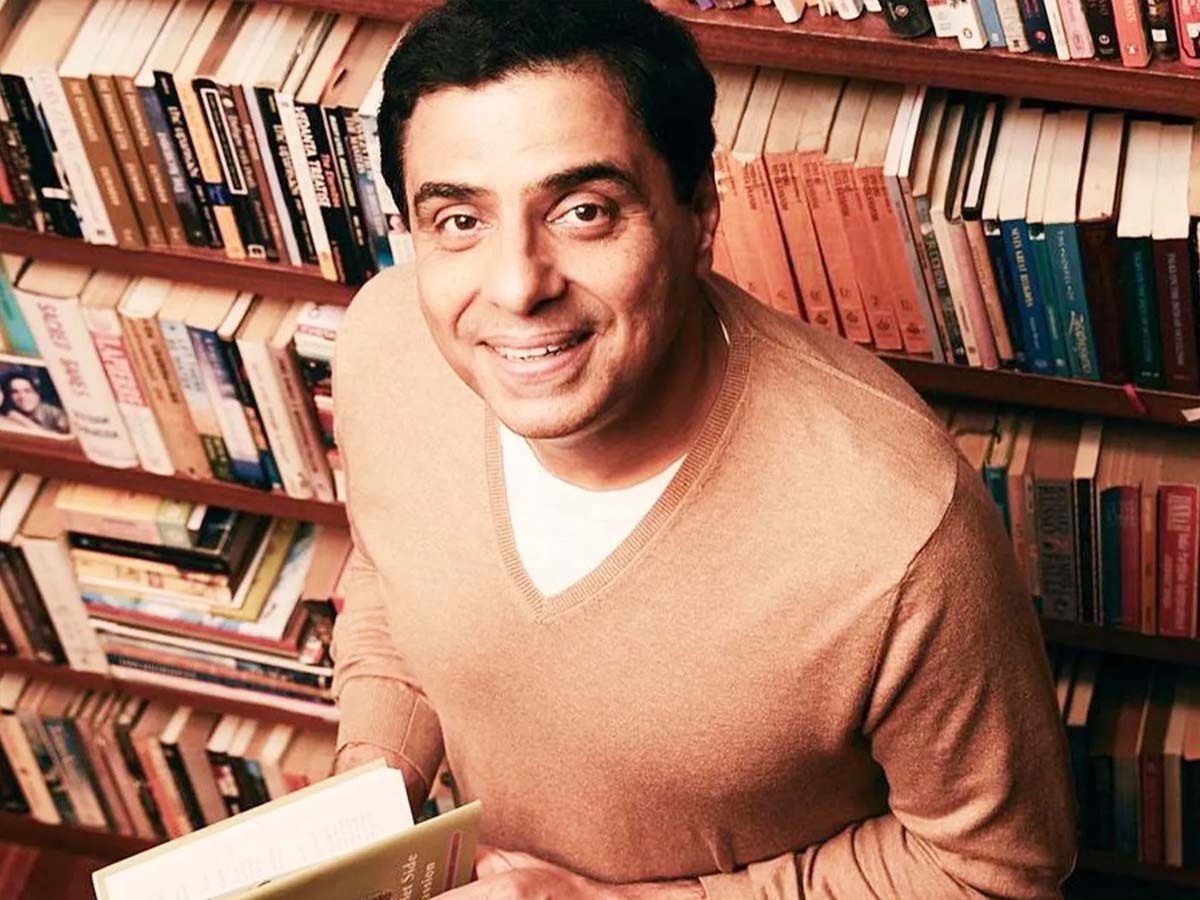 How did Ronnie Screwvala become so rich?