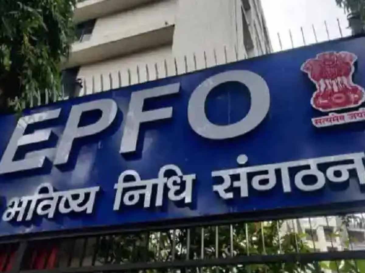 PF खाताधारकों के अकाउंट में कब आएगा पैसा? करोड़ों लोगों को एक साथ म‍िलेगी खुशखबरी