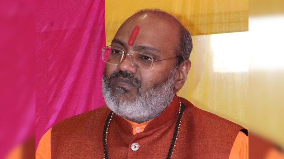UP News: नहीं रुक रहा नरसिंहानंद के खिलाफ विरोध; 11 नामजद और 60 नामालूम लोगों के खिलाफ मुकदमा दर्ज