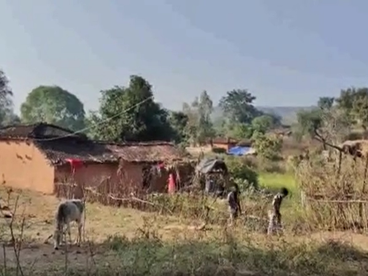 गढ़वा में लड़की के साथ गैंगरेप गढ़वा में लड़की के साथ गैंगरेप