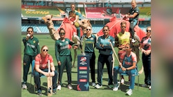 T20 World Cup: ऑस्ट्रेलिया से मैच से पहले इस कप्तान के पिता का निधन, स्वदेश लौटेंगी