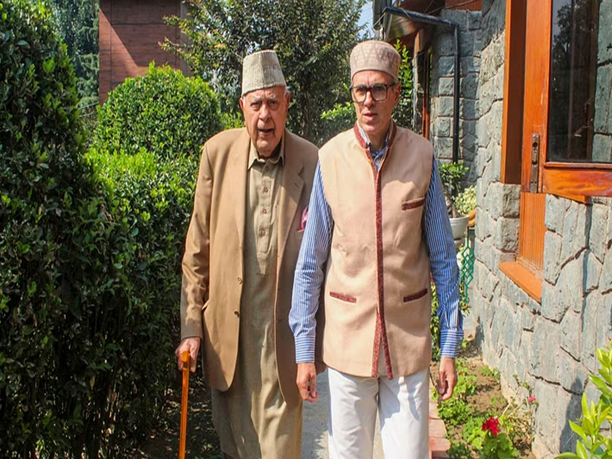 Jammu and Kashmir: उमर अब्दुल्लाह सबसे पहले करेंगे ये काम; आजाद उम्मीदवारों का मिला समर्थन Jammu and Kashmir: उमर अब्दुल्लाह सबसे पहले करेंगे ये काम; आजाद उम्मीदवारों का मिला समर्थन