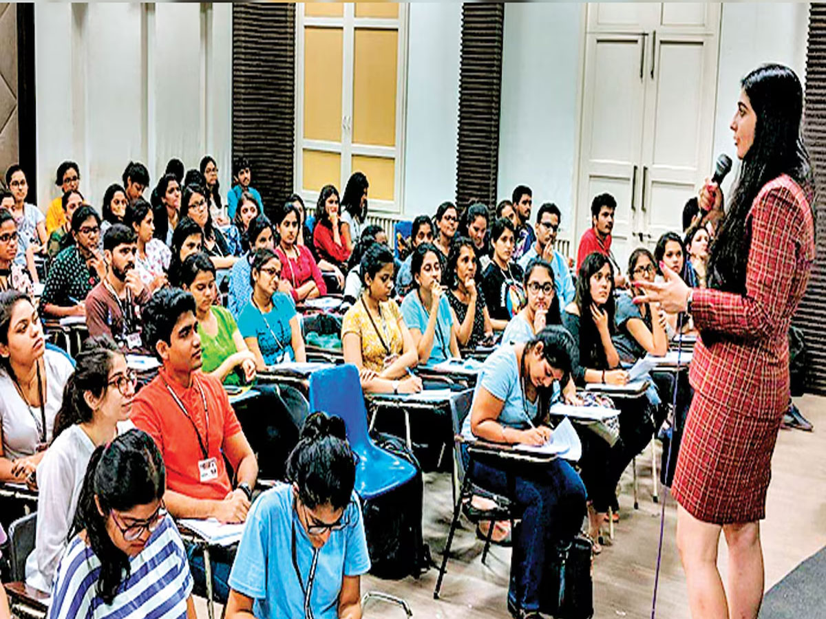 फ्री लंच, डीजल-पेट्रोल गाड़ियों की NO एंट्री; बड़े फैसले लेने जा रही भारत की ये यूनिवर्सिटी फ्री लंच, डीजल-पेट्रोल गाड़ियों की NO एंट्री; बड़े फैसले लेने जा रही भारत की ये यूनिवर्सिटी