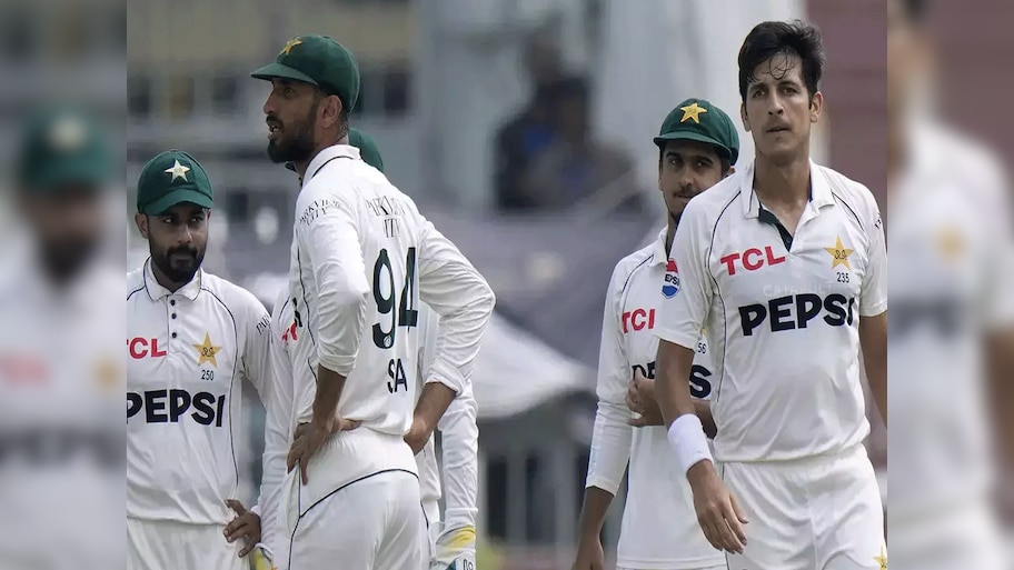 PAK Vs ENG: 147 साल बाद क्रिकेट में हुआ ऐसा, पाकिस्तान के नाम जुड़ा ये अनचाहा रिकॉर्ड 