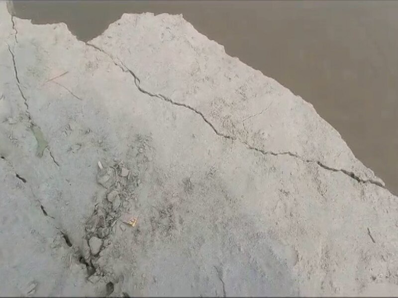 प्रशासन द्वारा नहीं किया जा रहा कोई सहायता