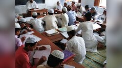क्या बंद हो जाएगा मदरसों को फंड? NCPCR की सिफारिश से मुस्लिमों में मची खलबली