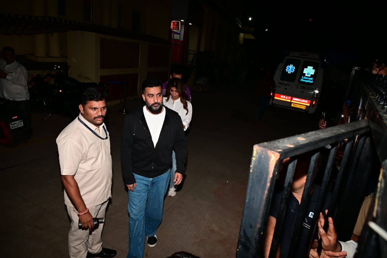 शिल्पा शेट्टी की चेहरे पर नजर आई उदासी