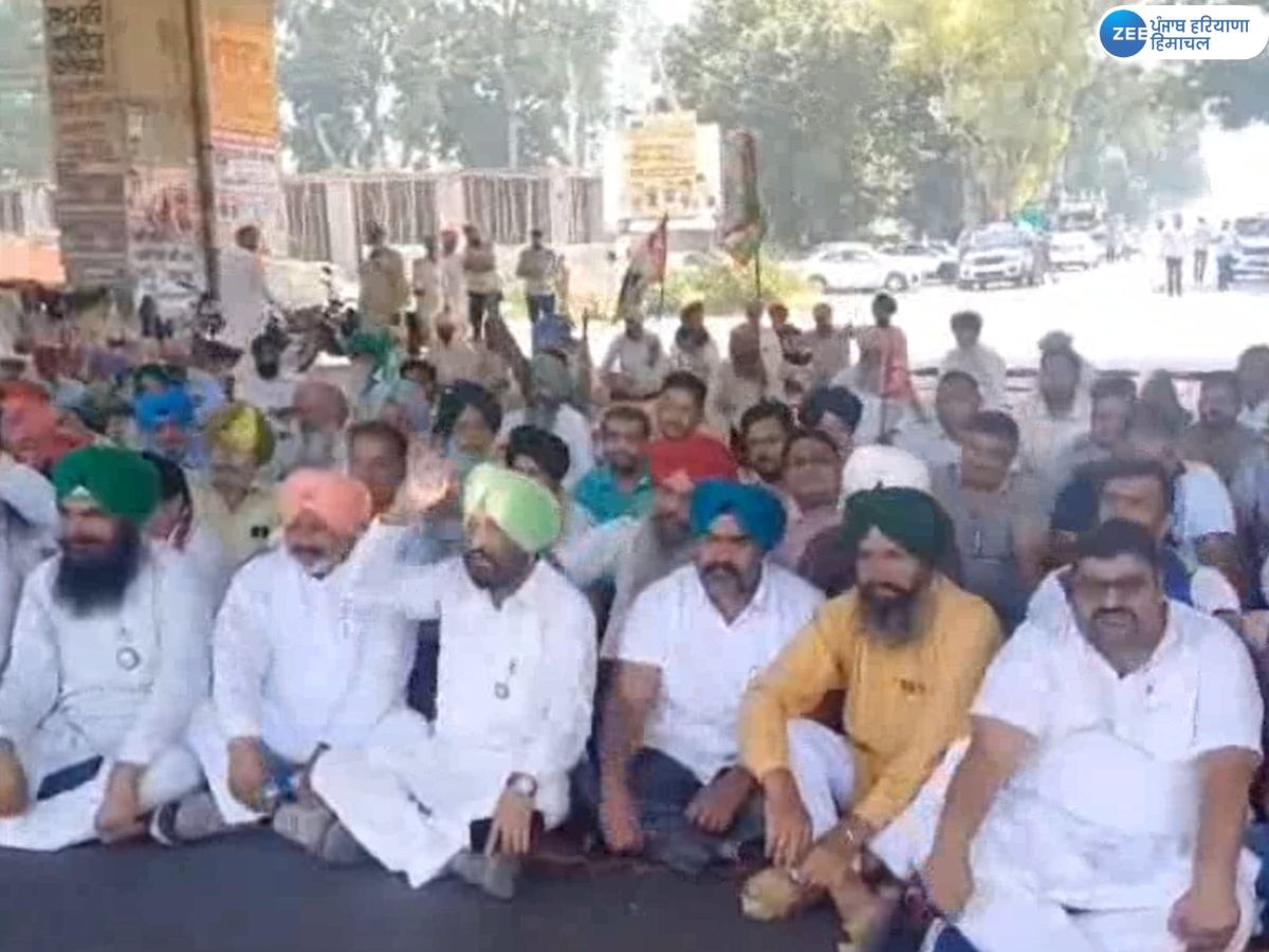 Rail Roko Andolan: ਕਿਸਾਨਾਂ ਦਾ ਪੰਜਾਬ ਭਰ ਵਿੱਚ ਪ੍ਰਦਰਸ਼ਨ ਸ਼ੁਰੂ; 3 ਘੰਟੇ ਲਈ ਸੜਕਾਂ ਤੇ ਰੇਲਵੇ ਟਰੈਕ ਜਾਮ