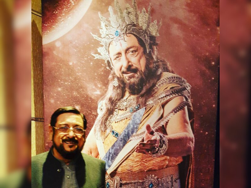 साथ की थी इंजीनियरिंग