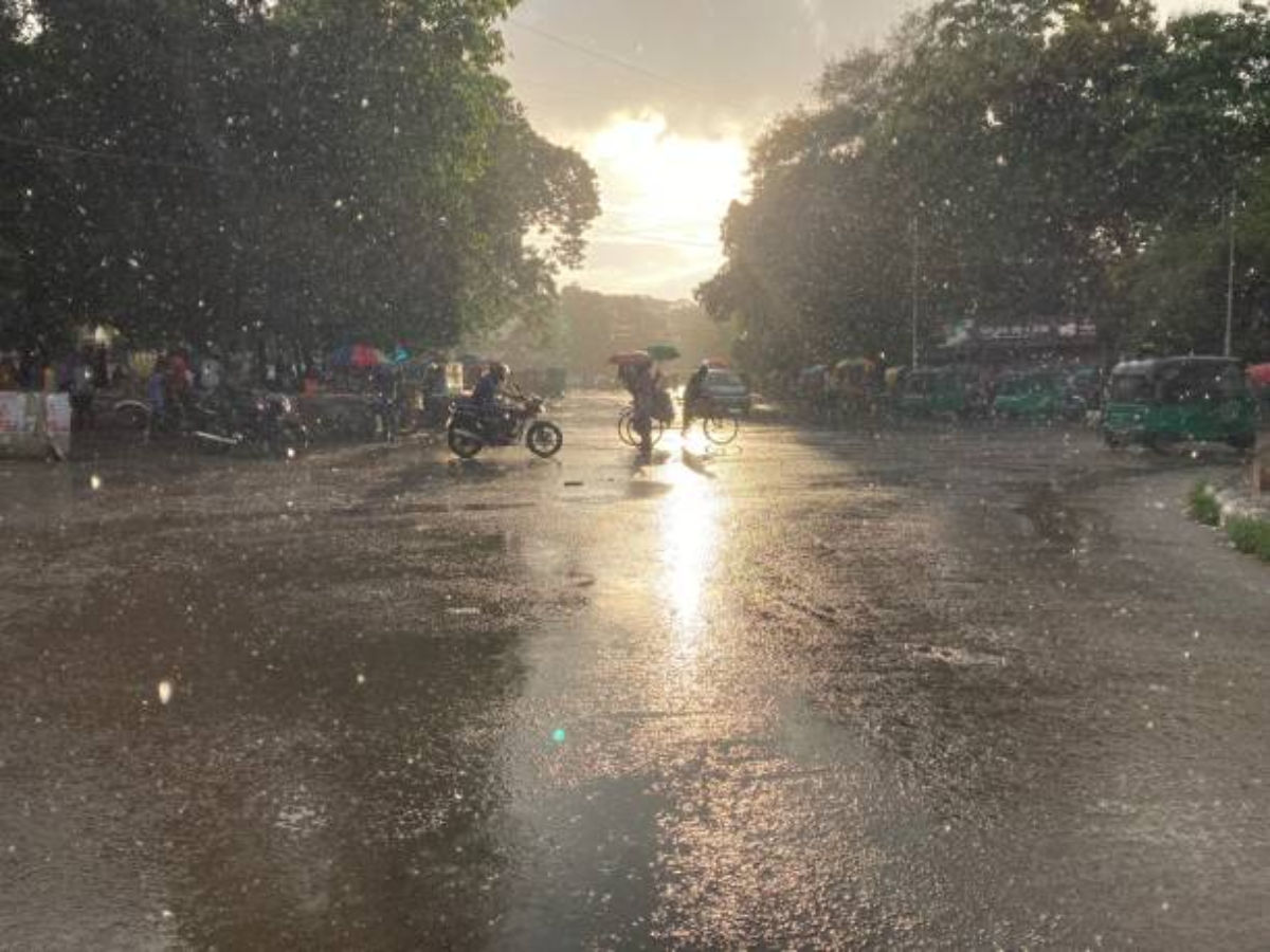 Rajasthan Weather Update: राजस्थान में बारिश के बाद सर्द हवाओं ने दी दस्तक, IMD ने 9 जिलों में जारी किया येलो अलर्ट Rajasthan Weather Update: राजस्थान में बारिश के बाद सर्द हवाओं ने दी दस्तक, IMD ने 9 जिलों में जारी किया येलो अलर्ट