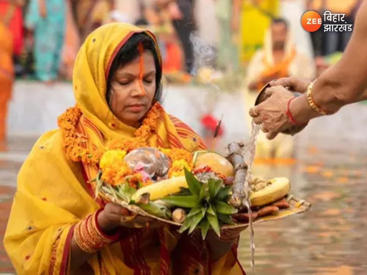 Chhath Puja 2024 Sarees: छठ महापर्व में पहने ये साड़ी और इस रंग से करें परहेज