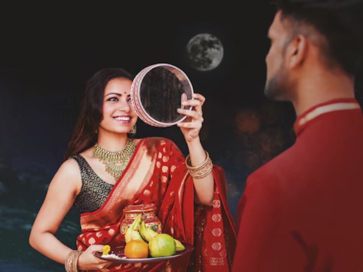 Karwa Chauth 2024: महिलाएं बस कर लें ये एक काम, जिंदगी भर मिलेगा पति का प्यार