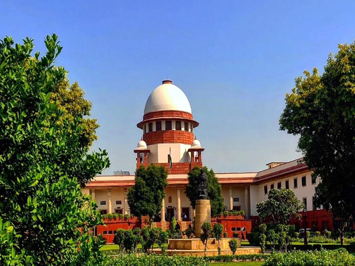 Supreme Court: मोटे अक्षरों में बिना शर्त माफी का विज्ञापन.. मानहानि मामले में SC की पूर्व कुलपति को फटकार