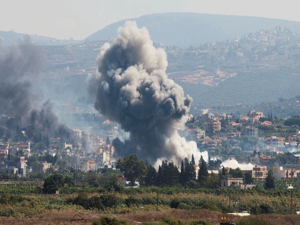 इसराइली सैनिकों ने लेबनान पर फिर की बमों की बारिश, 25 लोगों की मौत, कई घायल