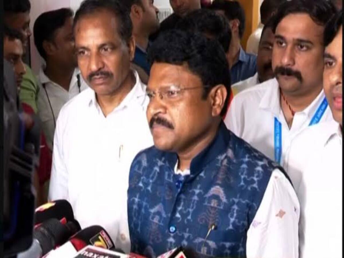 ଆୟୁଷ୍ମାନ ଭାରତ ଲାଗୁ ନେଇ ସ୍ବାସ୍ଥ୍ୟମନ୍ତ୍ରୀ ମୁକେଶ ମହାଲିଙ୍ଗଙ୍କ ବଡ଼ ସୂଚନା, ଏହି ତାରିଖରେ ଲାଗୁ ହେବ... ଆୟୁଷ୍ମାନ ଭାରତ ଲାଗୁ ନେଇ ସ୍ବାସ୍ଥ୍ୟମନ୍ତ୍ରୀ ମୁକେଶ ମହାଲିଙ୍ଗଙ୍କ ବଡ଼ ସୂଚନା, ଏହି ତାରିଖରେ ଲାଗୁ ହେବ...