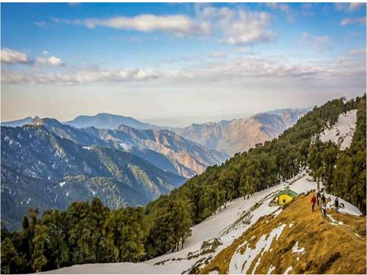 Nagtibba hill station is best trekking place for tourist in uttarakhand in  winter | Nagtibba: हिमालय की इस चोटी पर सूर्योदय-सूर्यास्त का दिलकश नजारा,  ट्रेकिंग के लिए लगती है टूरिस्ट ...