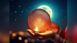 कब नजर आएगा करवा चौथ का चांद? जानें आज का चंद्रोदय समय और पूजा मुहूर्त  