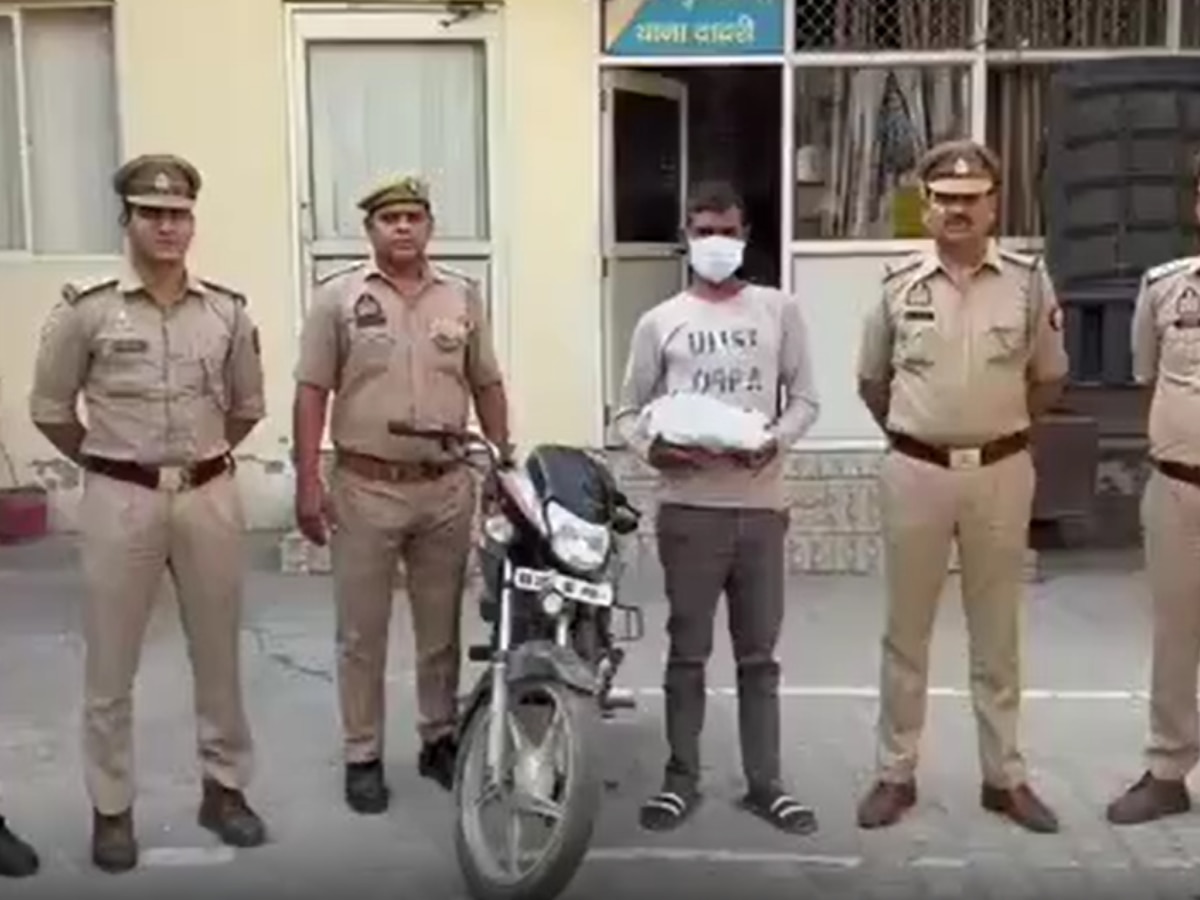 Greater Noida Crime: घर से गायब हुई बेटी कुछ घंटों में लौट आई तो पिता ने पत्थर से कुचलकर मार डाला