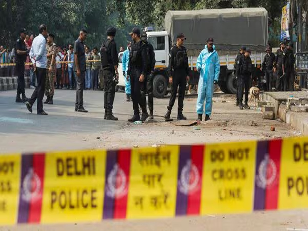 Rohini Blast: रोहिणी CRPF School में ब्लास्ट के पीछे किसका हाथ? पोस्ट वायरल Rohini Blast: रोहिणी CRPF School में ब्लास्ट के पीछे किसका हाथ? पोस्ट वायरल