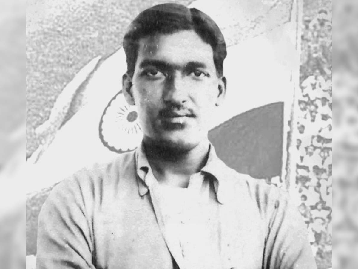 Ashfaqulla Khan Poetry: अशफाक उल्ला खां की कविताओं में थी देशभक्ति की झलक; पढ़ें Ashfaqulla Khan Poetry: अशफाक उल्ला खां की कविताओं में थी देशभक्ति की झलक; पढ़ें
