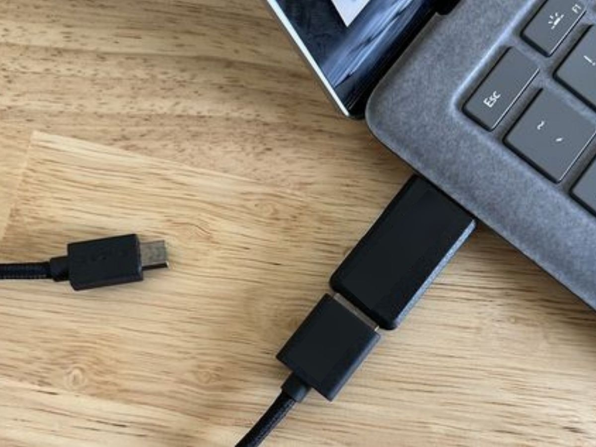 सिक्योरिटी गार्ड की तरह काम करता है USB Condom, इन जगहों पर जरूर करें यूज, जानें इसके फायदे 