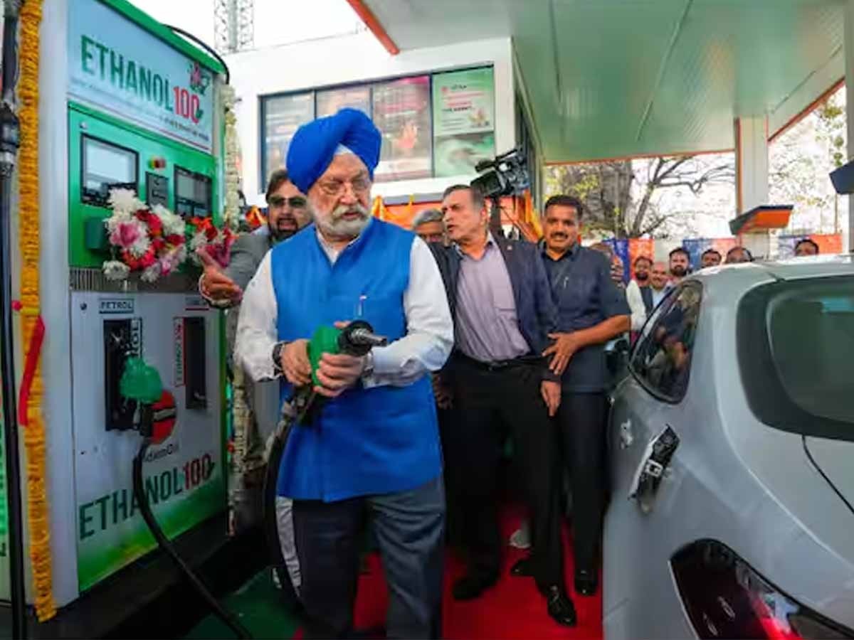 Petrol Price: ईरान-इजरायल तनाव के बीच महंगा नहीं होगा पेट्रोल-डीजल, केंद्रीय मंत्री ने सुना दी खुशखबरी