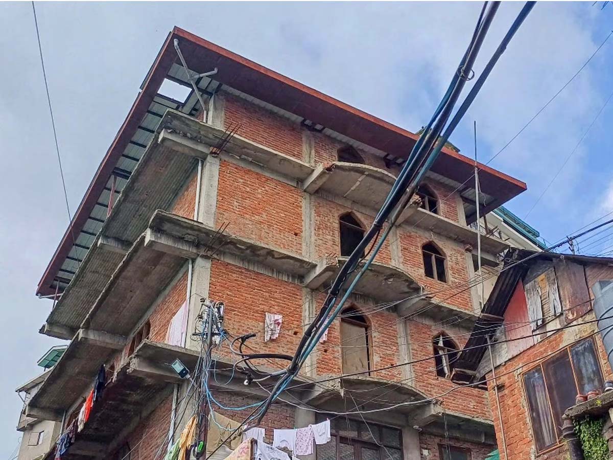 Sanjauli Mosque: संजौली मस्जिद समिति पर DSS का इल्जाम; कमेटी ने दिया पैसों की कमी का हवाला Sanjauli Mosque: संजौली मस्जिद समिति पर DSS का इल्जाम; कमेटी ने दिया पैसों की कमी का हवाला