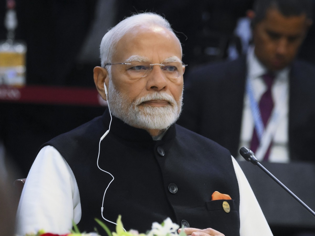 https://hindi.cdn.zeenews.com/hindi/sites/default/files/2024/10/23/3349234-pm-modi-brics1.jpg?im=FitAndFill=(1200,900)