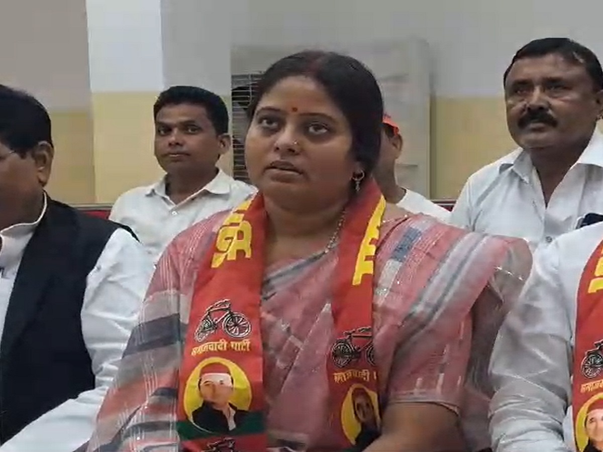 राजद की स्टार प्रचारक ममता भुईयां सपा में शामिल राजद की स्टार प्रचारक ममता भुईयां सपा में शामिल