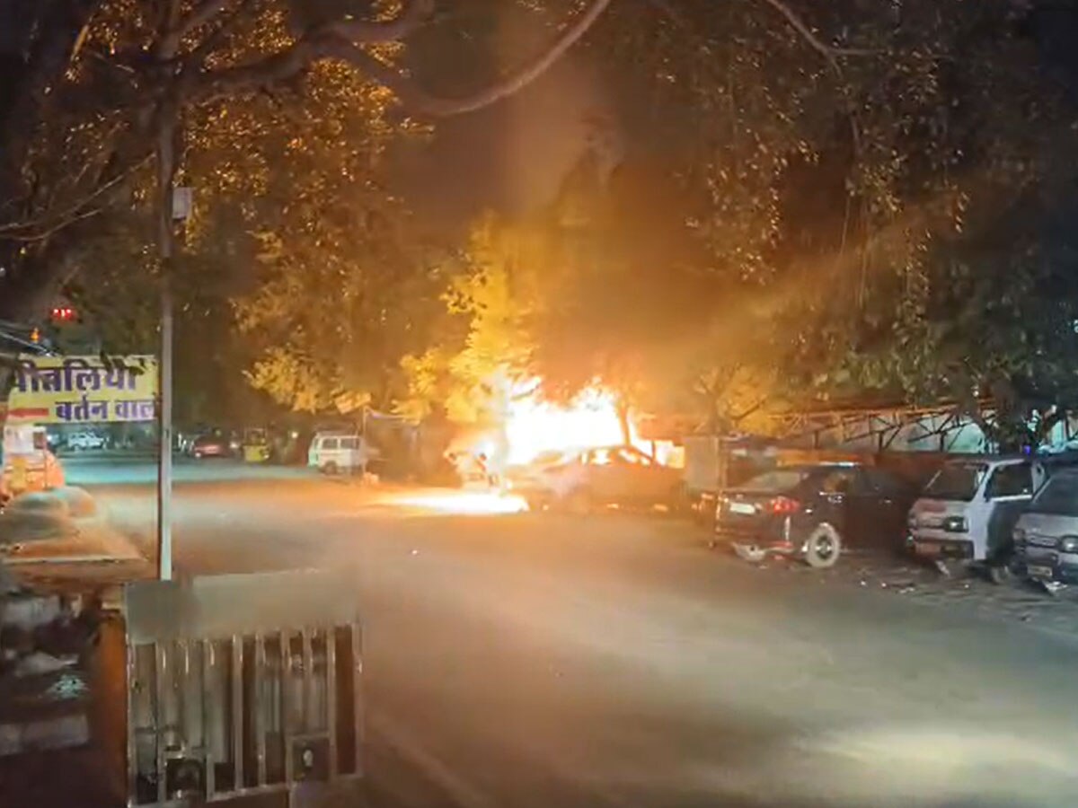 फिर जला भीलवाड़ा! दो गुटों में कहासुनी के बाद चाकूबाजी, हिंदू संगठनों ने किया प्रदर्शन 