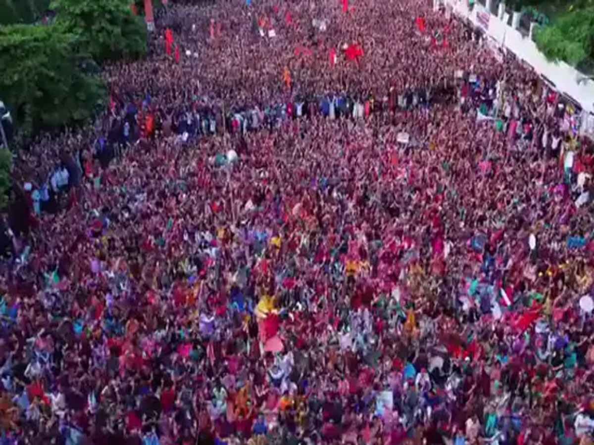 Bangladesh: डोल गया यूनूस का सिंहासन, बांग्लादेश के सड़कों पर गरजे हिंदू, देखकर सहम गए कट्टरपंथी