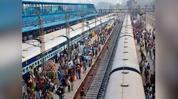Delhi: दिल्ली के रेलवे स्टेशनों पर 6 नवंबर तक बंद प्लैटफॉर्म टिकट ब्रिकी, जानें वजह