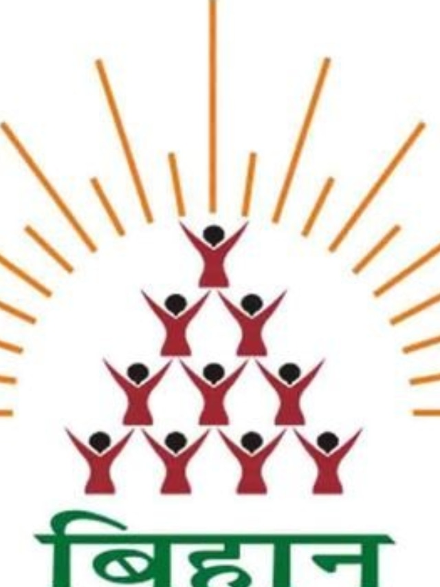 Diwali dhanteras 2024 splendor in Chhattisgarh Bihaan Bazaar bilaspur  lakhpati sisters are selling lamps What is Bihan Bazaar | क्या है छत्तीसगढ़  का बिहान बाजार, जहां लगी है दिवाली की रौनक Hindi News