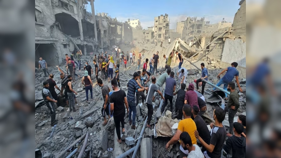 Israel Strike: गाजा में बिल्डिंग पर इजराइली स्ट्राइक, 60 लोगों की मौत, 17 लापता