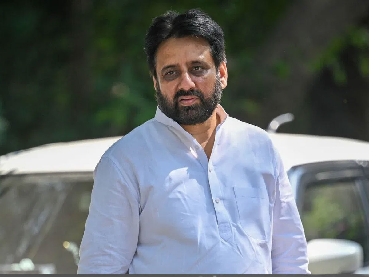 ED ने AAP MLA अमानतुल्लाह खान के खिलाफ दाखिल किया आरोपपत्र, वक्फ बोर्ड मनी लॉन्ड्रिंग से जुड़ा है मामला ED ने AAP MLA अमानतुल्लाह खान के खिलाफ दाखिल किया आरोपपत्र, वक्फ बोर्ड मनी लॉन्ड्रिंग से जुड़ा है मामला