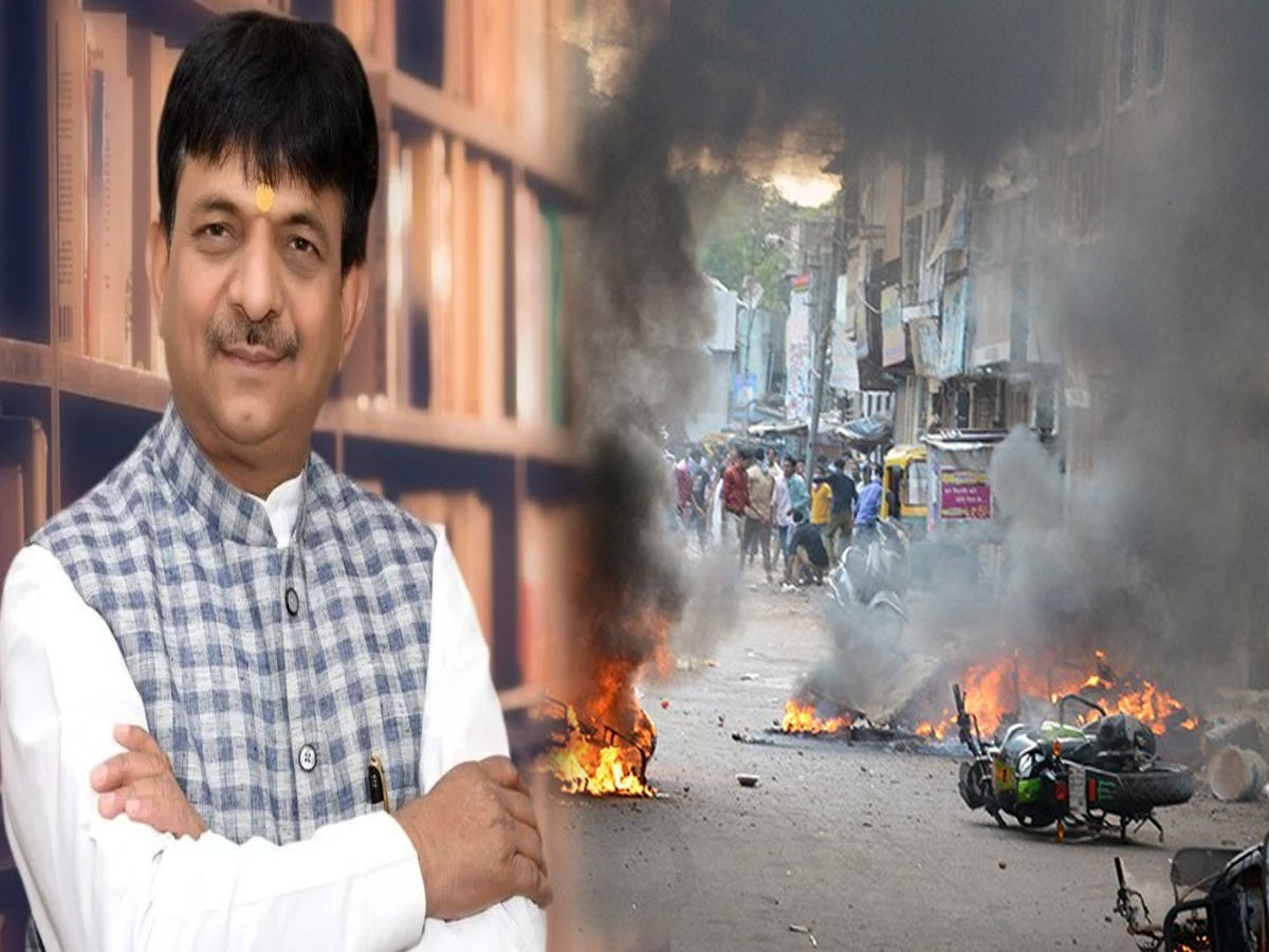 Muzaffarnagar Riots: आरोपी मंत्री कपिल देव अग्रवाल समेत कई बीजेपी नेताओं ने किया कोर्ट में सरेंडर Muzaffarnagar Riots: आरोपी मंत्री कपिल देव अग्रवाल समेत कई बीजेपी नेताओं ने किया कोर्ट में सरेंडर