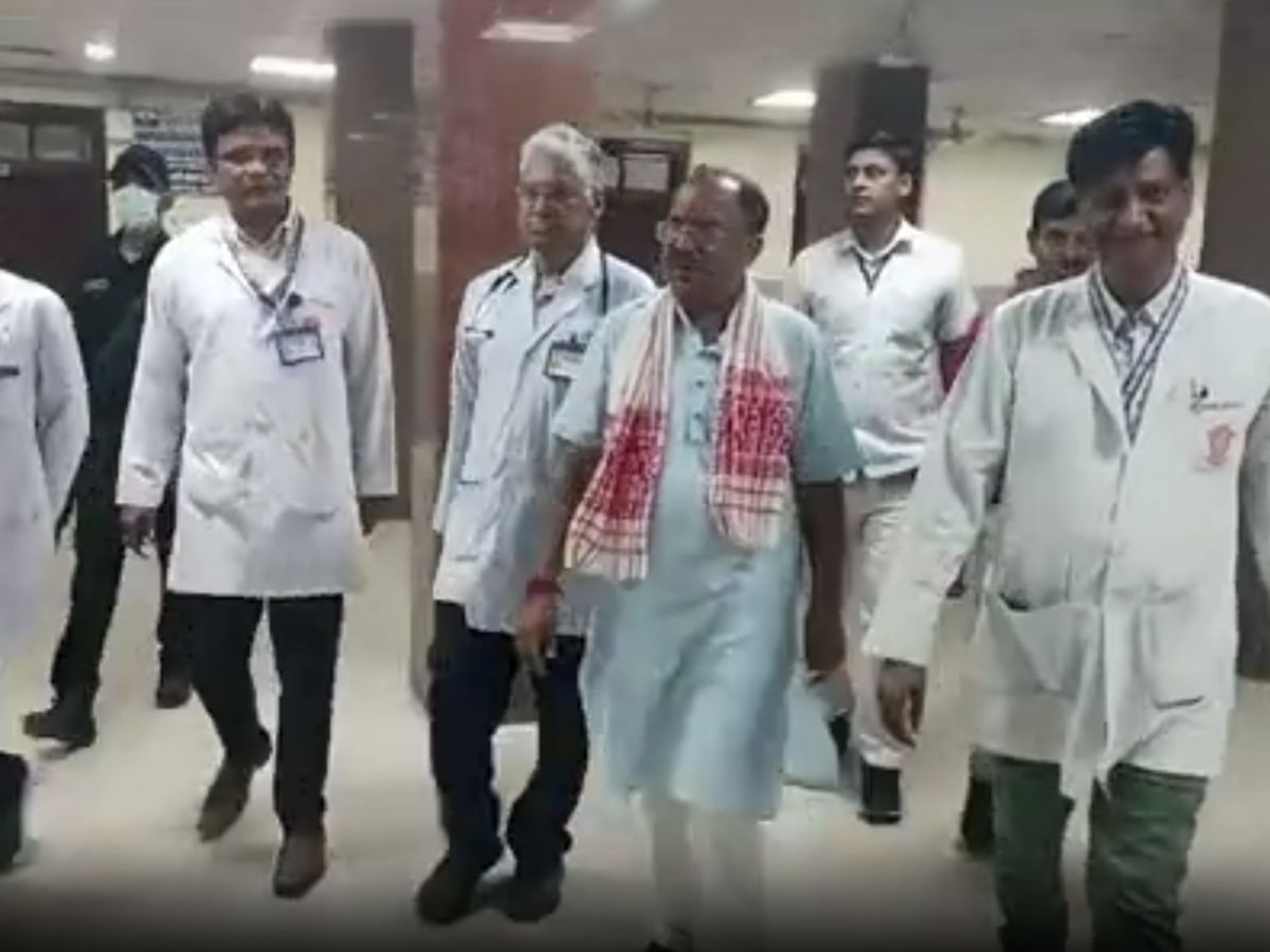 Ajmer News: वासुदेव देवनानी ने JLN अस्पताल में हो रहे कार्यों का किया निरीक्षण, कैंसर सर्जरी की 1 नवंबर से होगी शुरुआत Ajmer News: वासुदेव देवनानी ने JLN अस्पताल में हो रहे कार्यों का किया निरीक्षण, कैंसर सर्जरी की 1 नवंबर से होगी शुरुआत